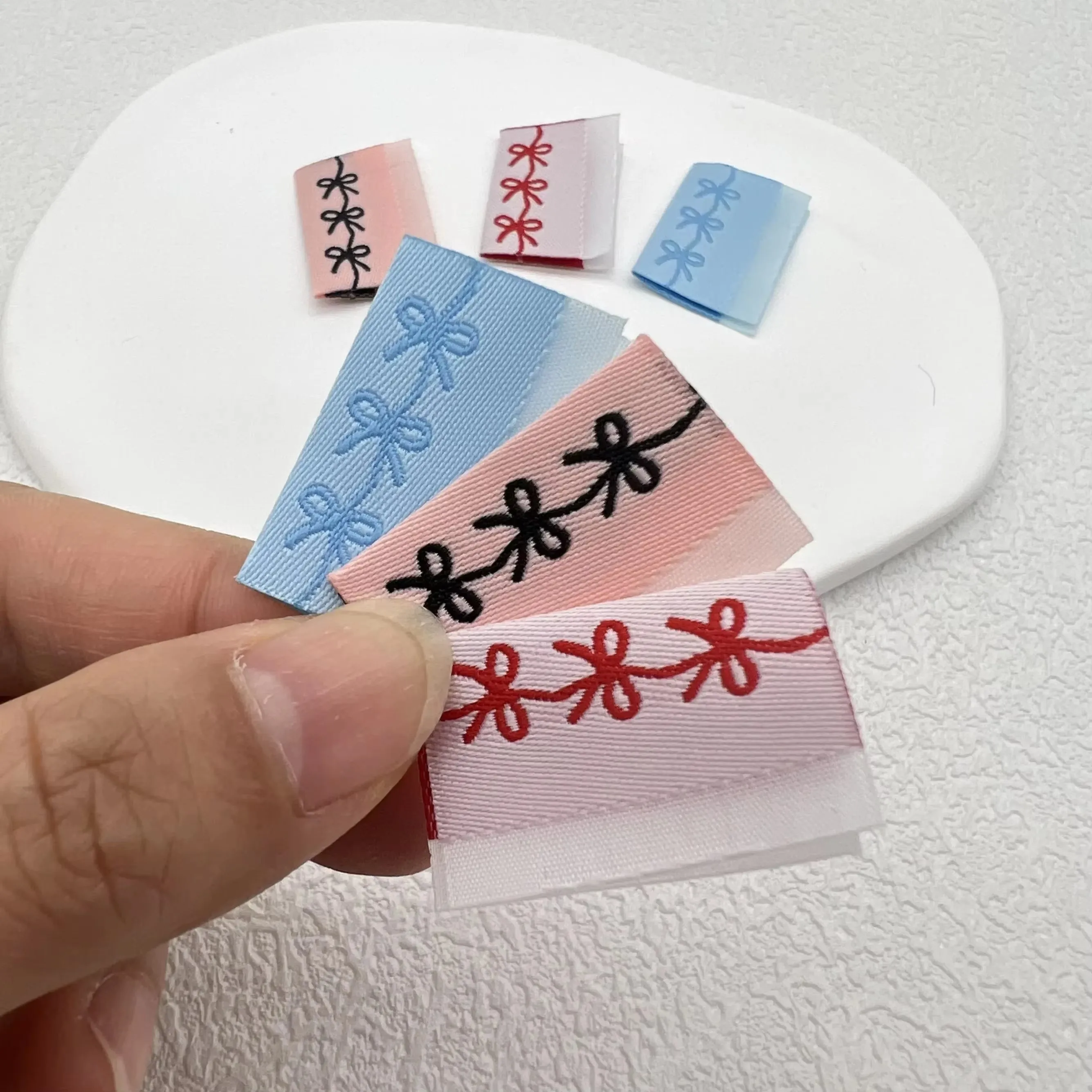 Color bow small side label han - Sewing Labels avaliação e preço