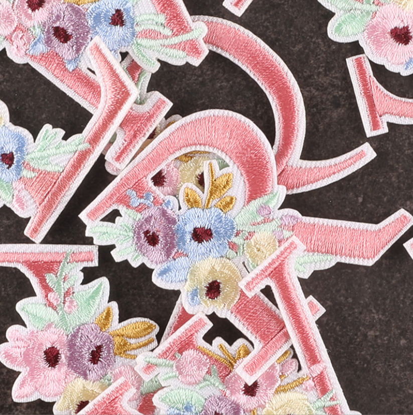 10 pçs flores rosa alfabeto bo - Sewing Id avaliação e preço