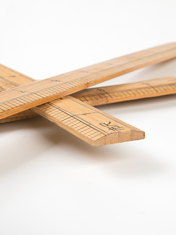 Régua Curva para Alfaiataria 6 - Sewing Gauge Ruler avaliação e preço